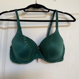 Body by VS Perfect Shape 34D